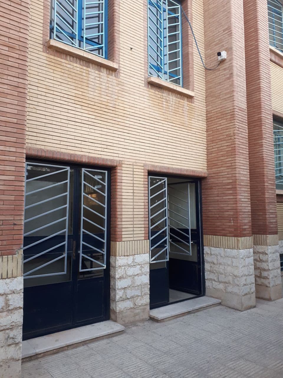 اموزشگاه زبان فراگویا